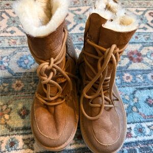Brown Shearling-Lined Lace-Up Boots